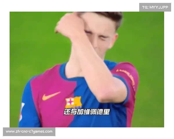 莱万出场时间不足引发巴萨更衣室不和谐气氛 莱万出场时间不足引发巴萨更衣室不和谐气氛