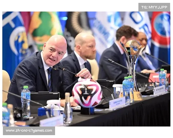 2025国际足联世俱杯冠军奖杯正式发布全球瞩目手机亮相 2025国际足联世俱杯冠军奖杯正式发布全球瞩目手机亮相