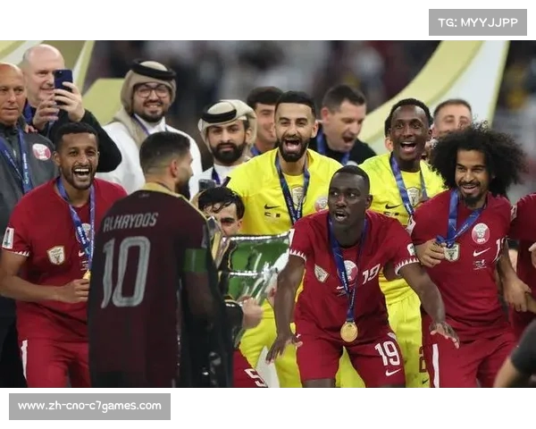 乌兹别克斯坦逆转战胜泰国 14决赛将挑战卡塔尔 乌兹别克斯坦逆转战胜泰国 14决赛将挑战卡塔尔